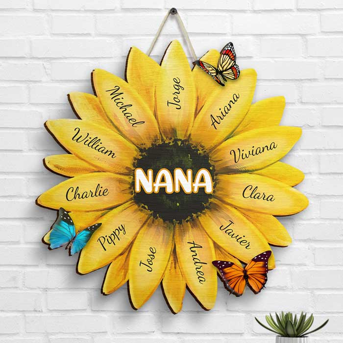 Nana Grandma Family Sunflower - Gift For Grandma Mom Personalized - Shaped Wood Sign